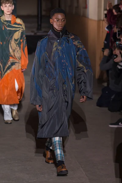 Look 101